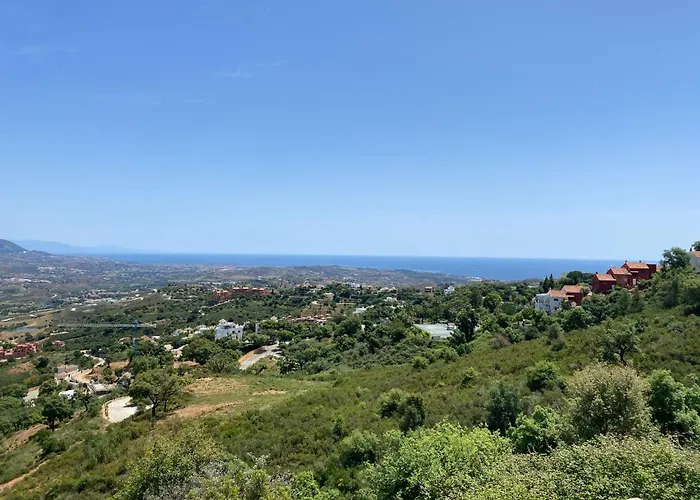 Дом отдыха Modern Villa, Pool, Ocean & Mountain View *